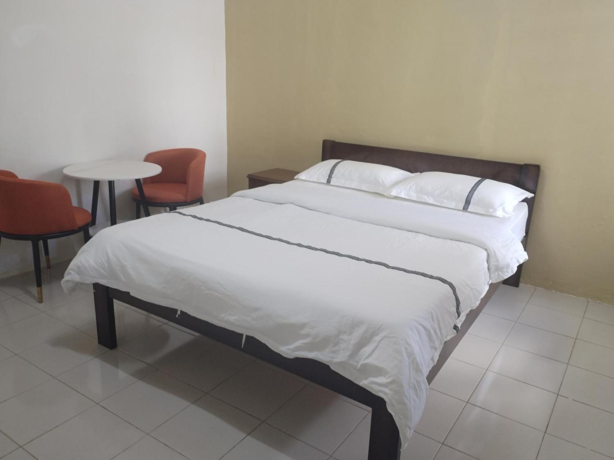 Airport Sky Economy Inn Нади Екстериор снимка