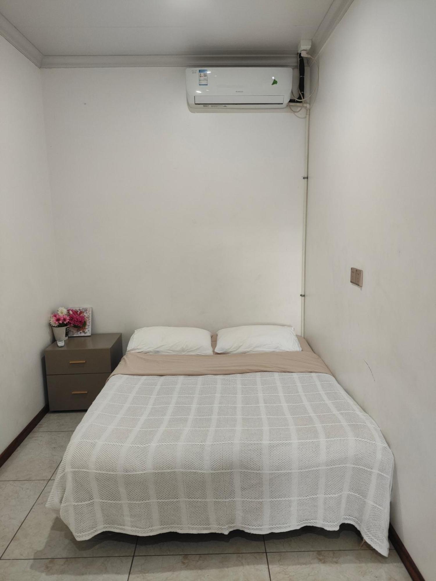 Airport Sky Economy Inn Нади Екстериор снимка